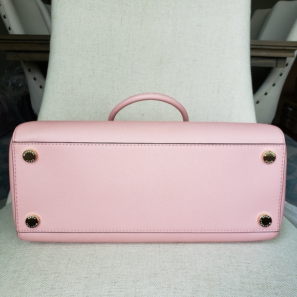 SOLD NWT Michael Kors LG Ciara Satchel Bag Pale - Picture 5 of 7